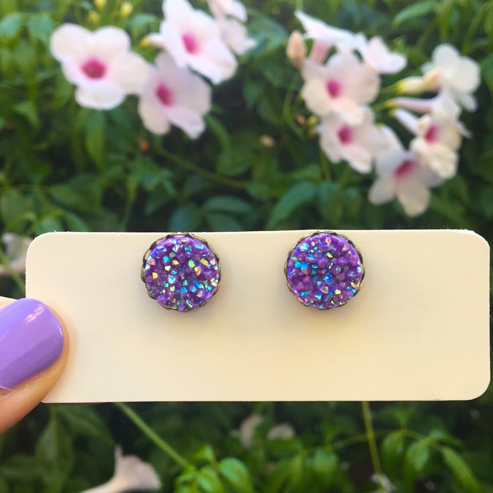 Iridescent Lilac Aurora Borealis Druzy + Antique Brass Filigree Earrings - Picture 5 of 9